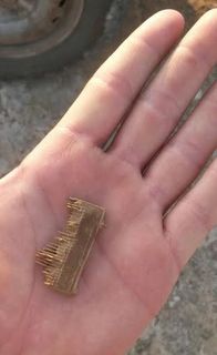 the ancient lice comb that was taken from the robbers. Photographic credit: the Unit for the Prevention of Antiquities Robbery of the Israel Antiquities Authority